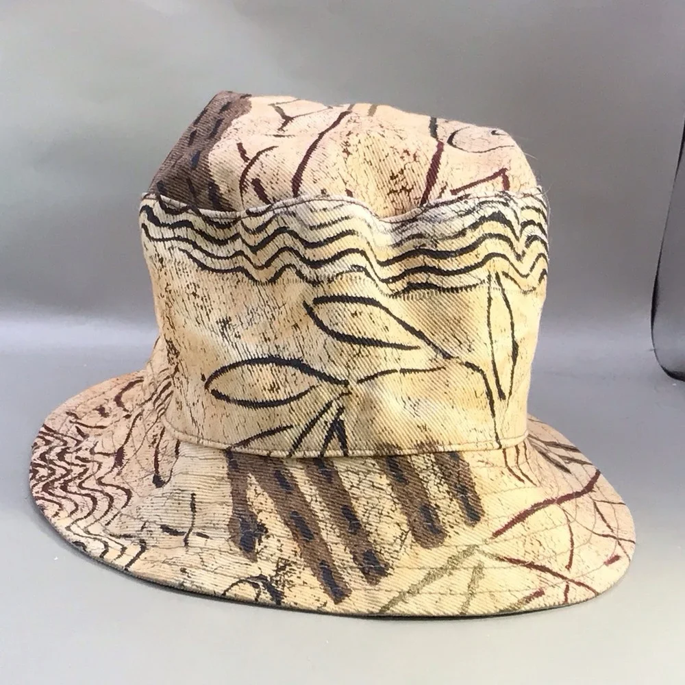 Bucket Hat Reversible Woman's Size Small‎ Or Child Size Large